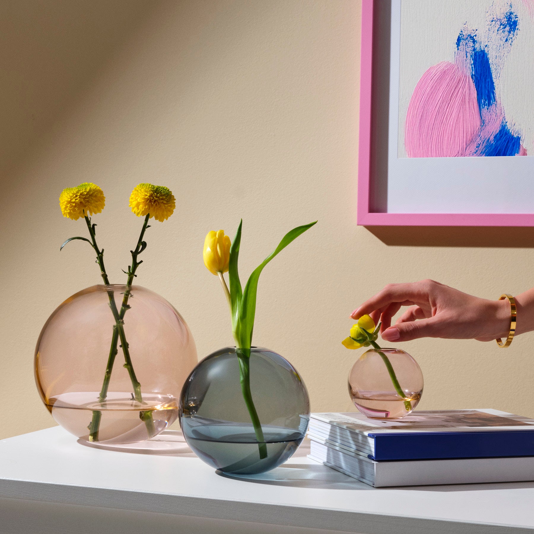 Mars Vase Large Steel Apricot