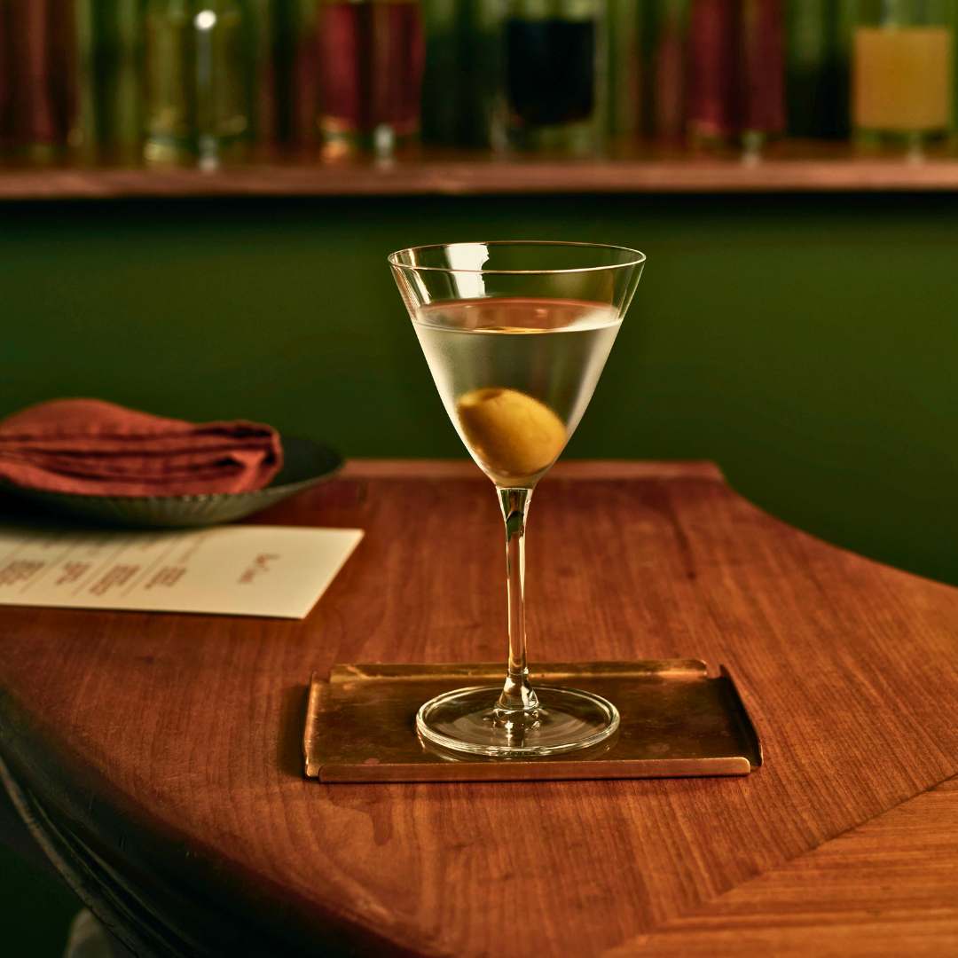Bar/Giani Set of 2 Martini Glasses – NUDE B2B USA